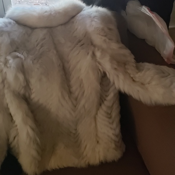 Real fur coats rabbit and fox - Picture 2 of 4